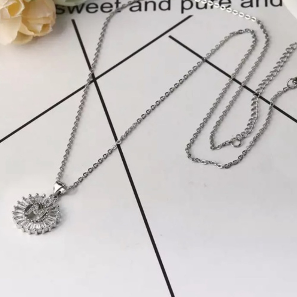 Silver Initial Crystal Pendant Necklace A-Z - Picture 6 of 7